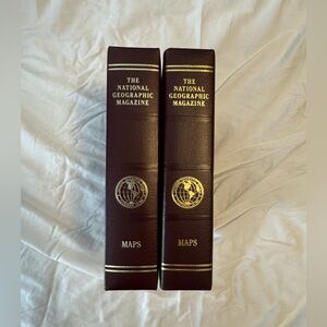 NATIONAL GEOGRAPHIC FAUX LEATHER BOUND SLIP CASE Empty Faux Book